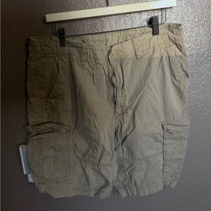 SONOMA Men's Tan Cargo Shorts - Multi-Pocket Utility Style